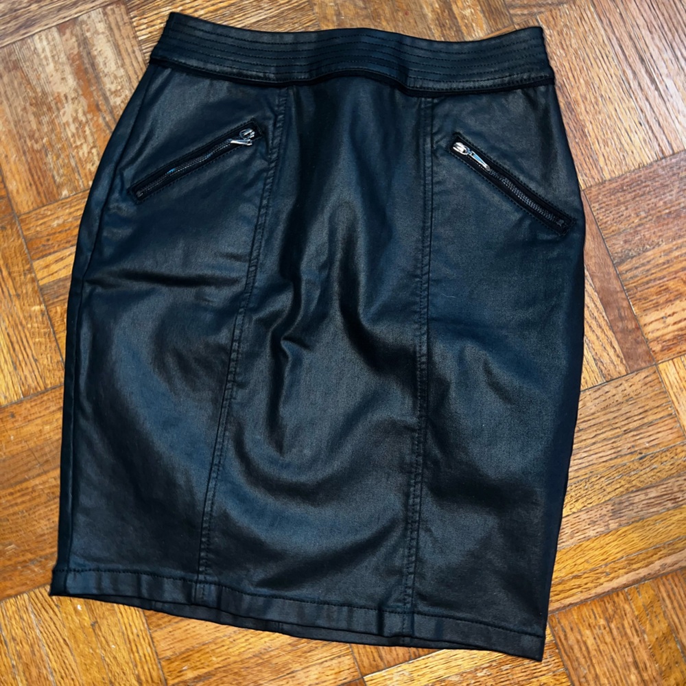 White House Black Market Black Pencil Skirt, Size 00
